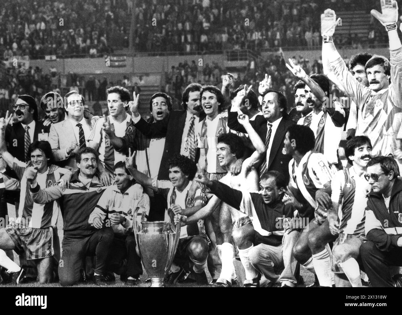 Le club de football FC Porto gagne contre l'équipe de football Bavière-Munich 2:1 et devient vainqueur de la Coupe d'Europe 1987 le 27 mai à Vienne. - 19870527 PD0007 - Rechteinfo : droits gérés (RM) Banque D'Images