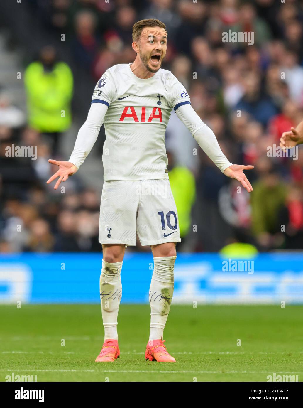 07 avril 2024 - Tottenham Hotspur v Nottingham Forest - premier League - Tottenham Hotspur Stadium. James Maddison en action. Image : Mark pain / Alamy Live News Banque D'Images