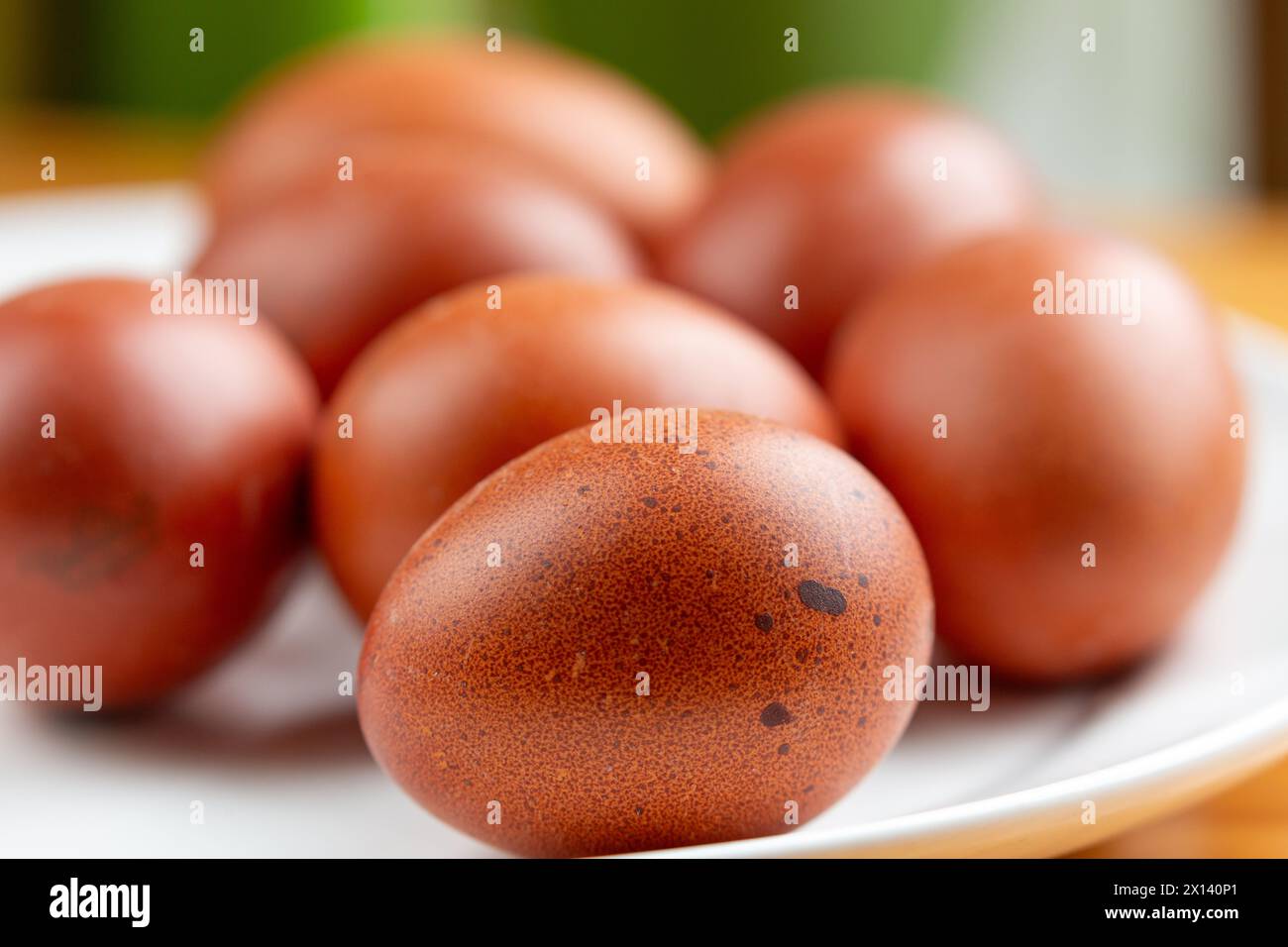 Œufs de poules élevées en liberté Burford Brown. Banque D'Images