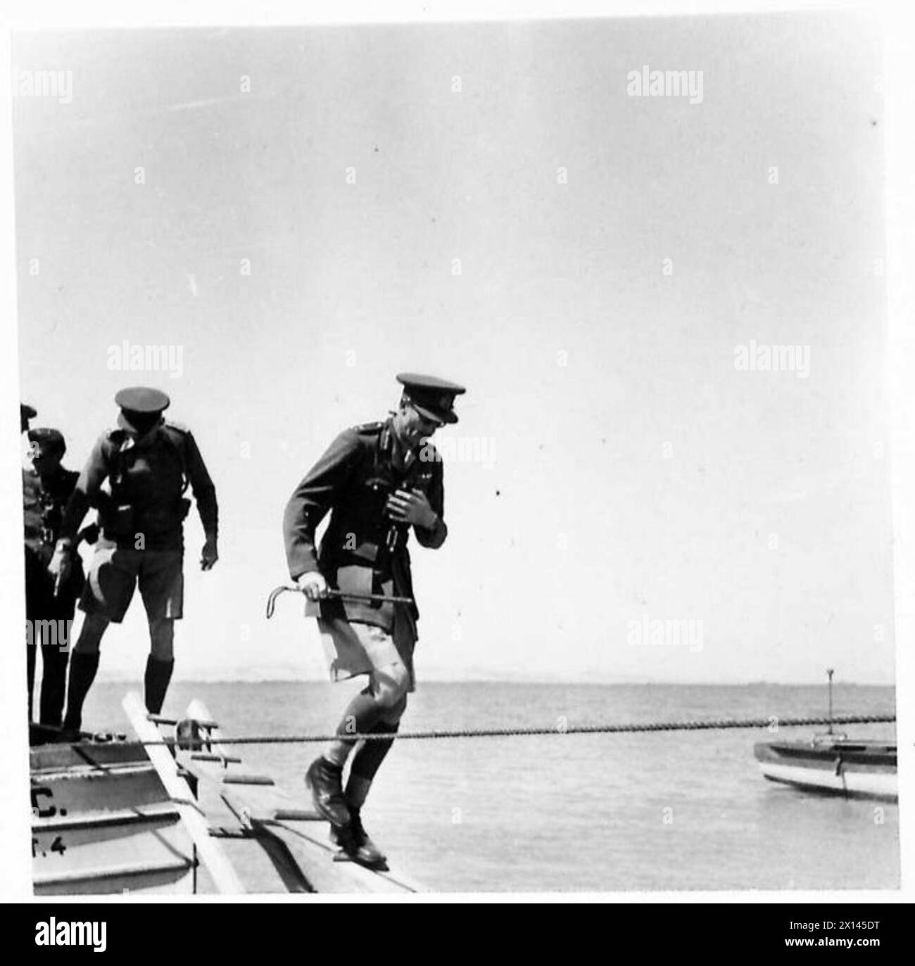 Le major-général J.F. Evetts, officier général commandant la 6e division, supervise les opérations de l'armée britannique au moyen-Orient. Banque D'Images