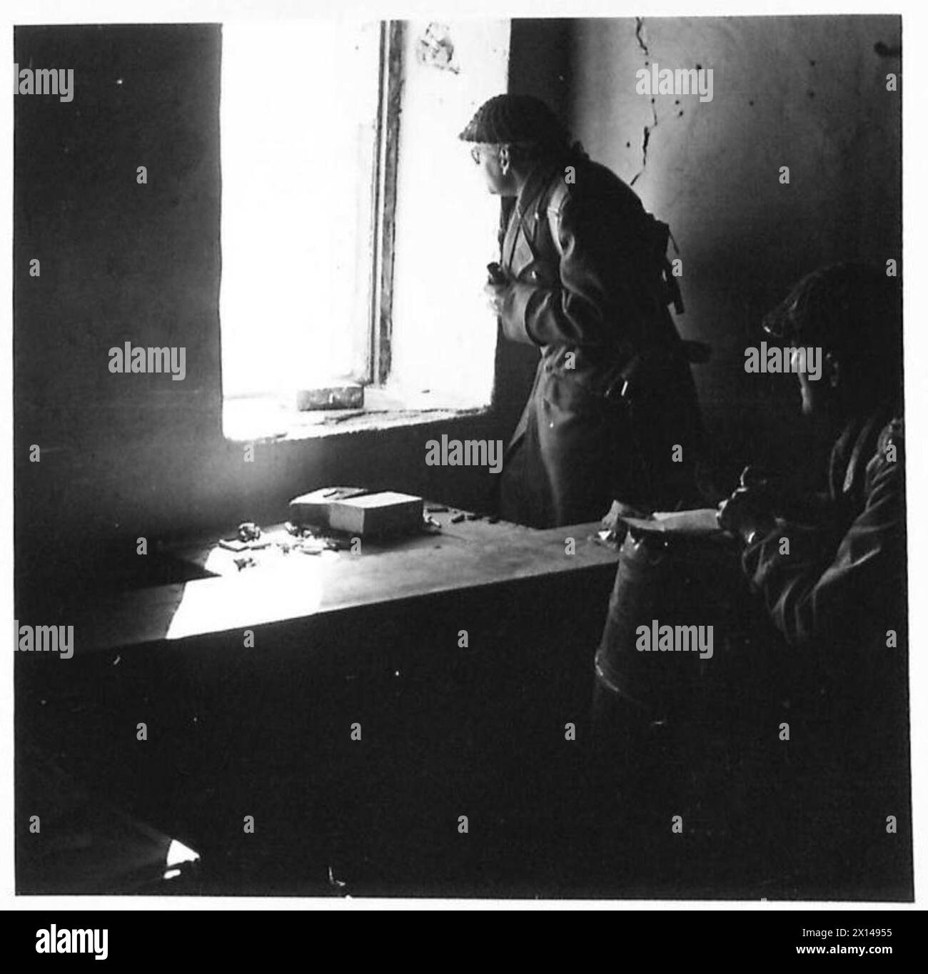 Les troupes néo-zélandaises poursuivent leurs exercices d'entraînement, faisant preuve de discipline et de disponibilité opérationnelle. Banque D'Images