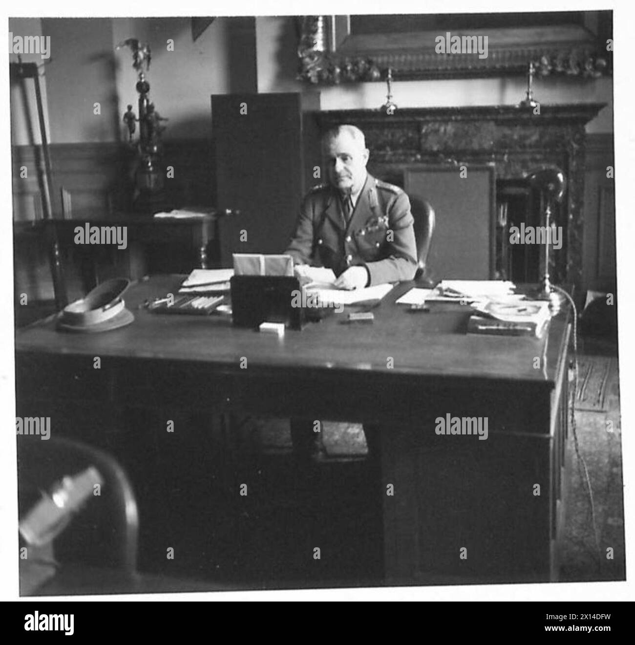 Les véhicules Hippo de l'armée britannique 1, 2 et 3 sont photographiés du côté de Deganwy lors d'une mission spéciale pour le D.TN. Banque D'Images