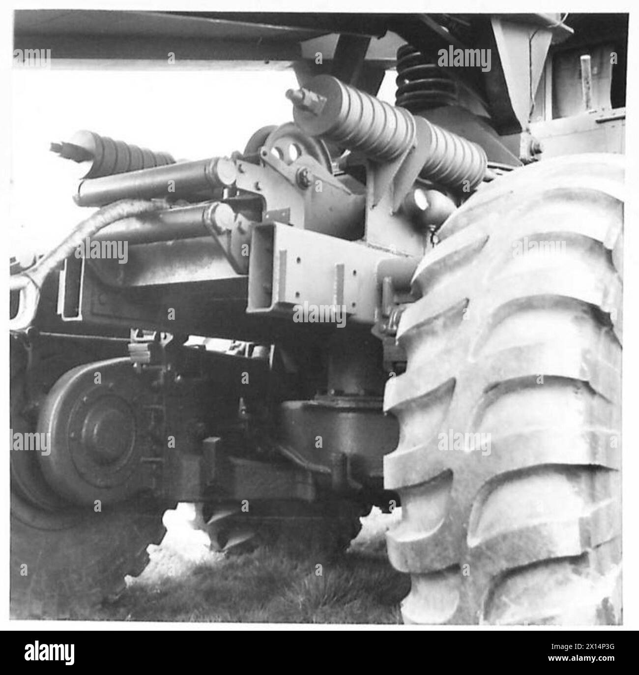 Le transporteur de chars Scammell de 30 tonnes, W.D. no 4752372, est préparé pour le déplacement de véhicules blindés et de chars. Banque D'Images