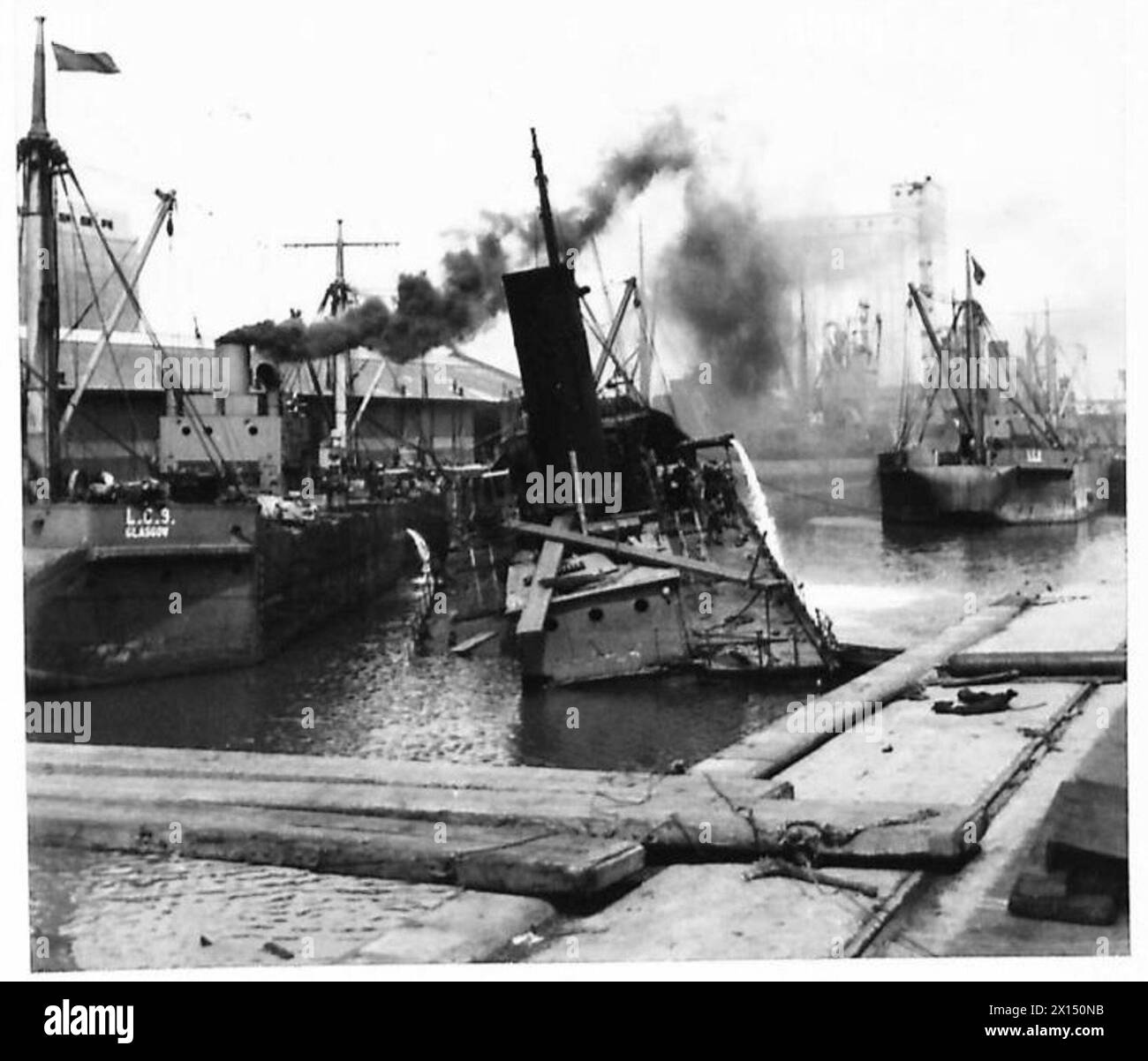 RÉCUPÉRATION DU 'FAIRHEAD' - scène dans le quai, 2ème chameau à venir dans l'armée britannique Banque D'Images