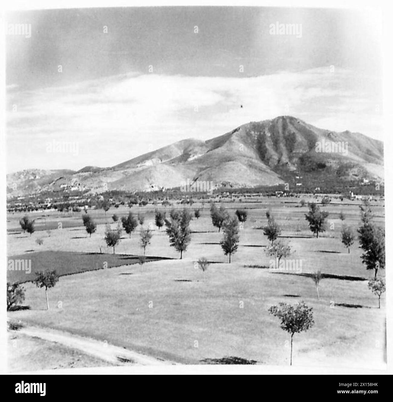 Panorama de la plaine de Volturno montrant la traversée de la rivière Volturno. Le corps américain s'engage dans des combats en hauteur près de Capoue. Banque D'Images