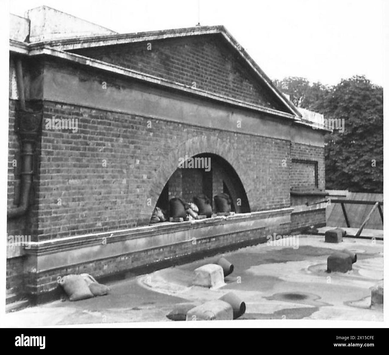 Section d'un ancien bâtiment de magasin de poudre situé à Hyde Park, armée britannique. Banque D'Images