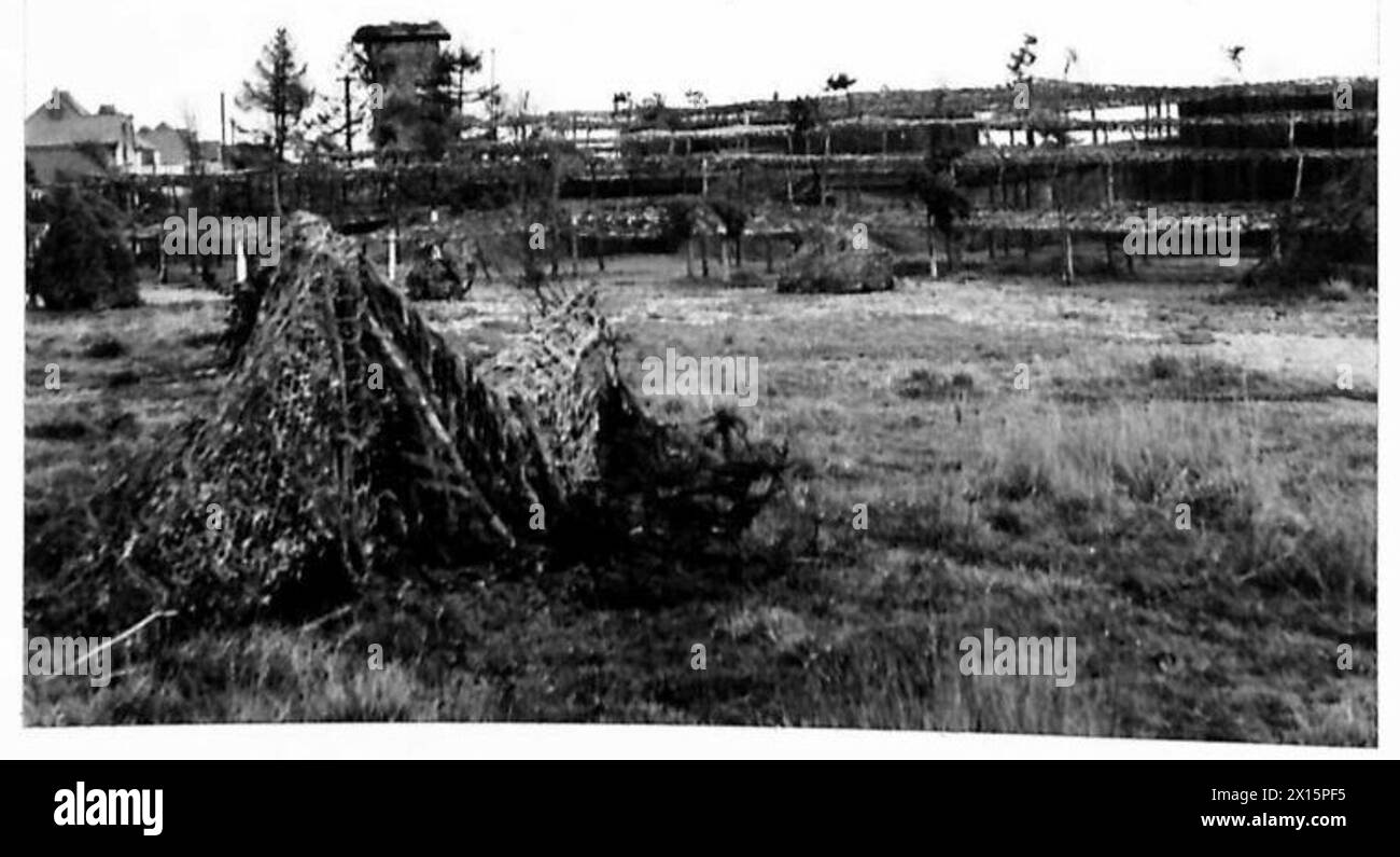 Un site de canons de 6 pouces à Little Holland, près de Clacton, camouflé le long de la côte est pour des opérations défensives. Banque D'Images