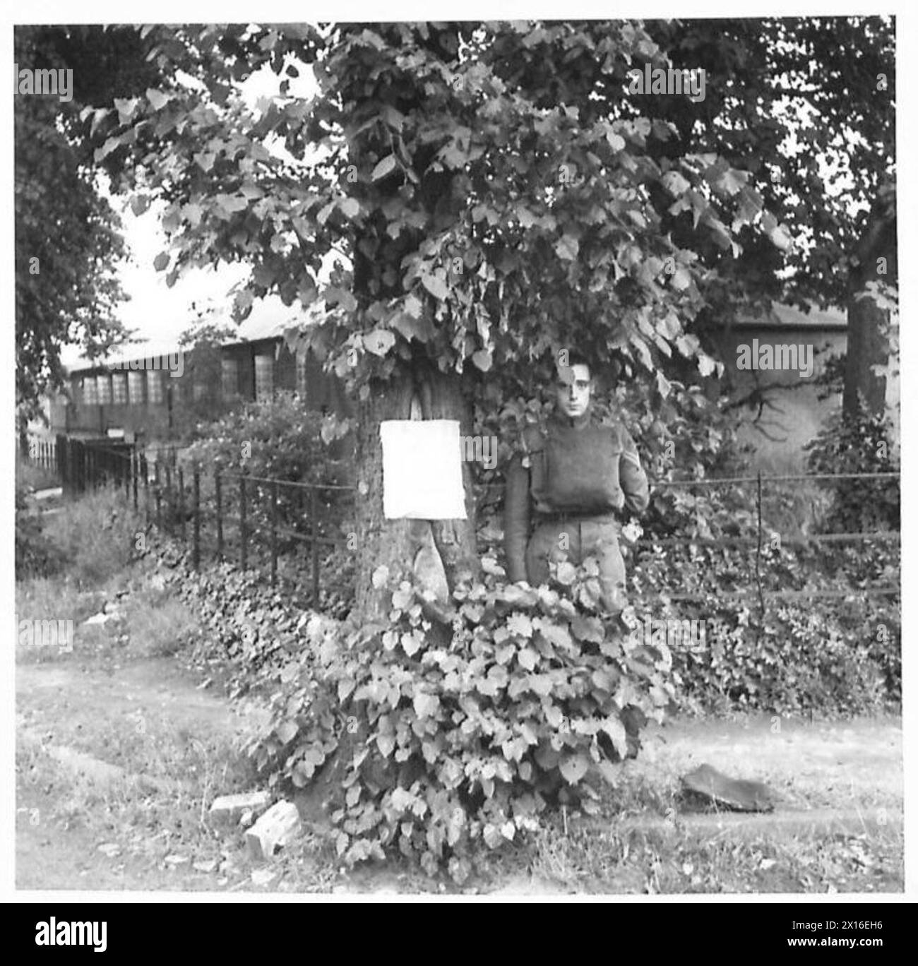 Les respirateurs sont équipés d'un camouflage noir Uni, utilisé par l'armée britannique pour réduire la visibilité et dissimuler l'équipement. Banque D'Images