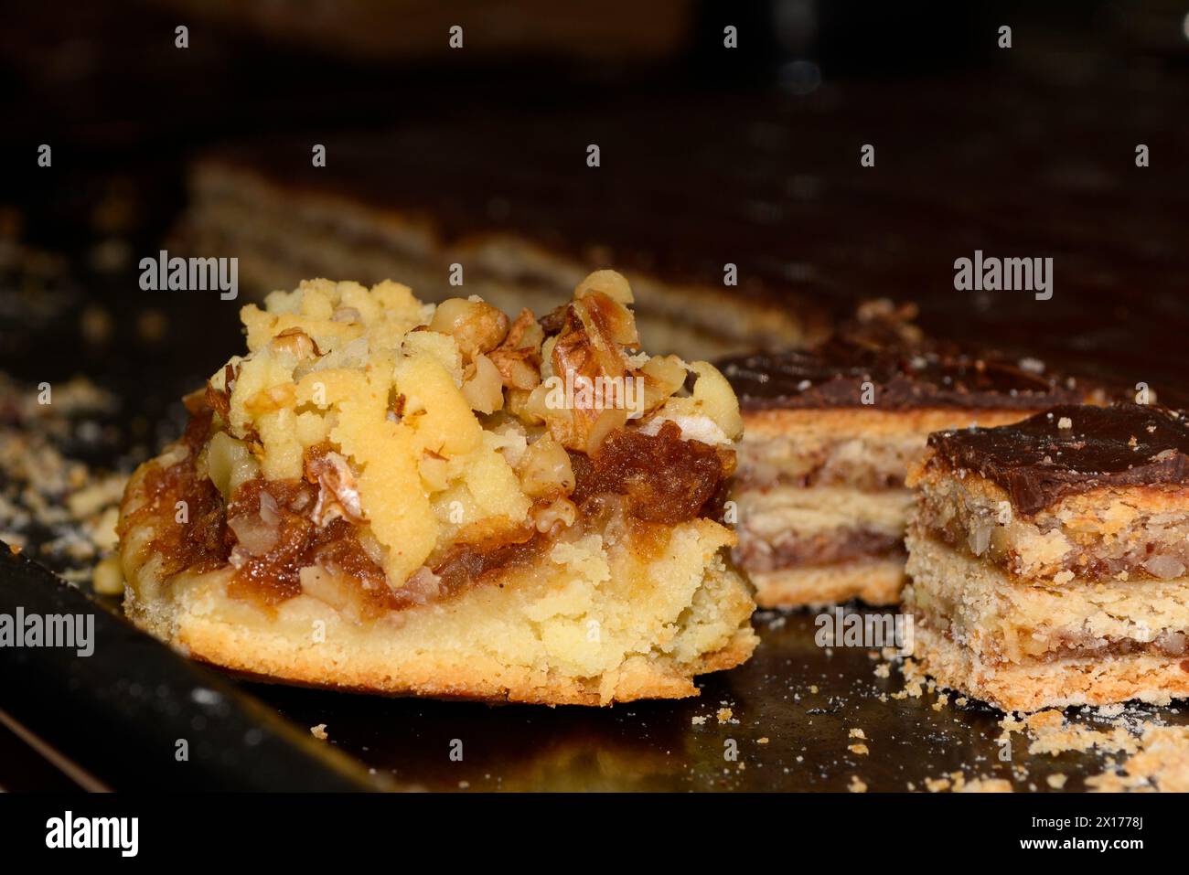 Gâteau aux noix et aux fruits Banque D'Images