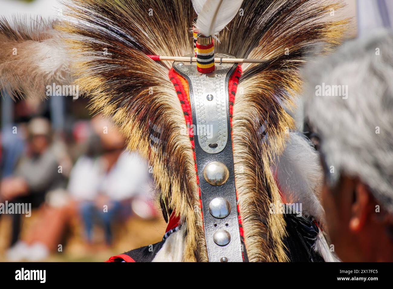 Malibu, Californie. 6 avril 2024. Chumash Day Pow Wow et rassemblement inter-tribal. Le parc Malibu Bluffs célèbre les 24 ans de l'accueil de l'Annu Banque D'Images
