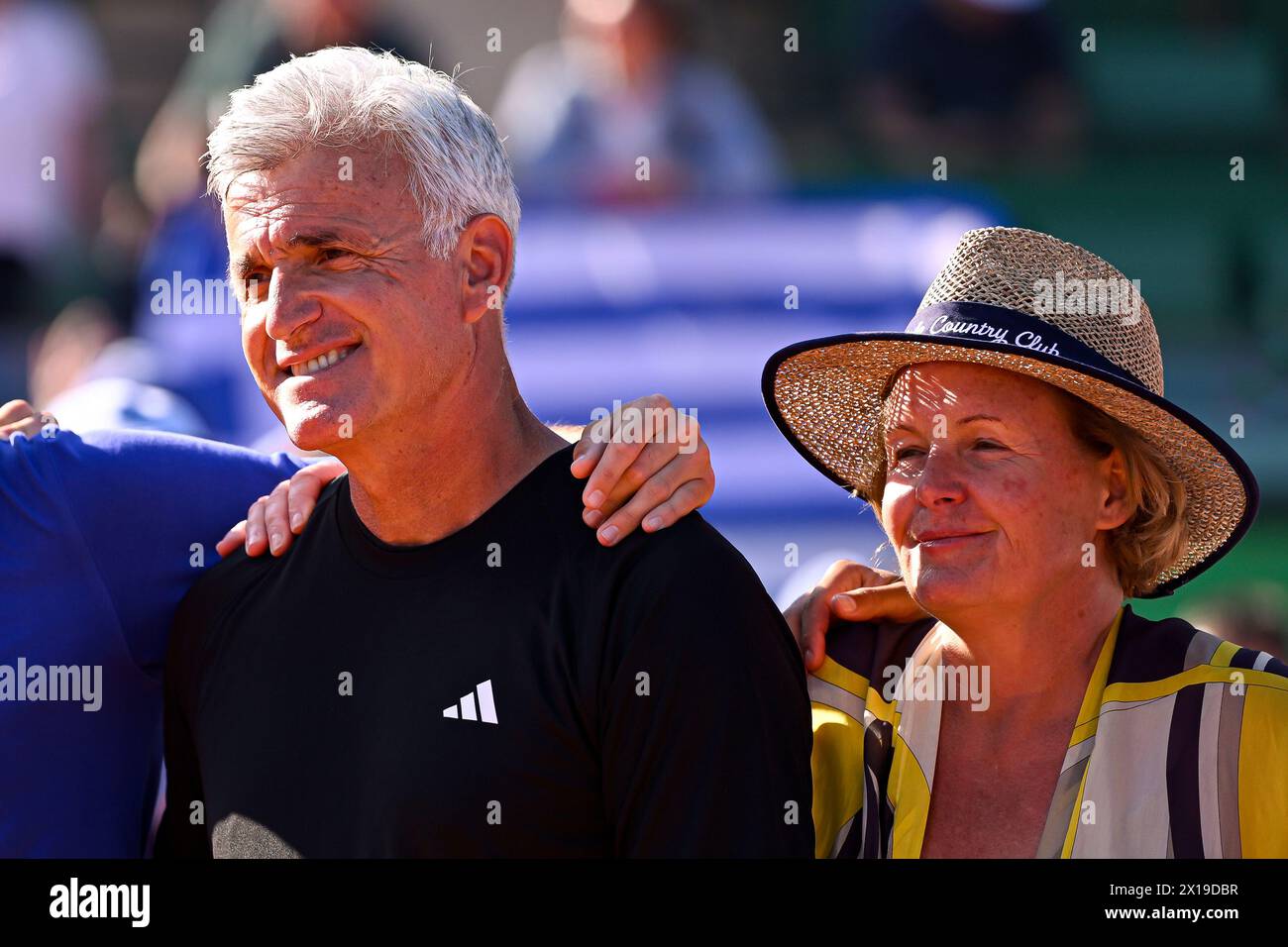 Roquebrune Cap Martin, France. 14 avril 2024. Parents de Stefanos Tsitsipas son entraîneur Apostolos Tsitsipas et sa mère Julia Apostoli lors de la finale Rolex Monte-Carlo ATP Masters 1000 tennis le 14 avril 2024 au Monte Carlo Country Club de Roquebrune Cap Martin, France près de Monaco. Photo Victor Joly/DPPI crédit : DPPI Media/Alamy Live News Banque D'Images