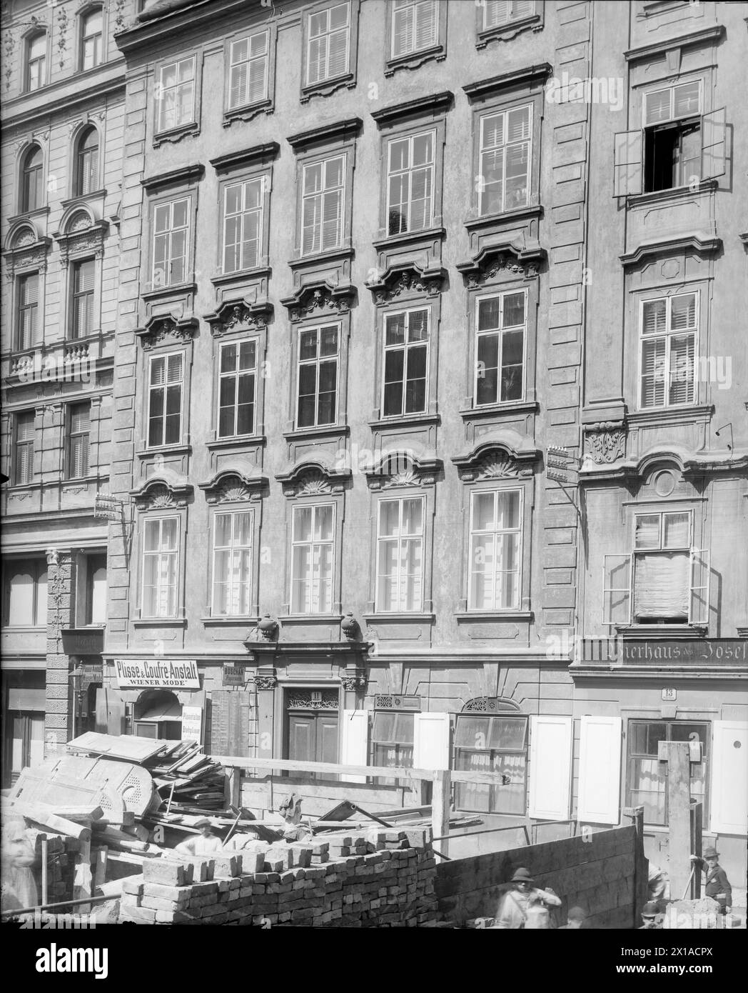 Vienne 1, Wildpretmarkt 11, vue générale douce en diagonale à partir de la droite, à droite marge de l'image partie de la 'Winterbierhaus', 1904 par une reconstruction remplacée, 1898 - 18980101 PD0514 - Rechteinfo : droits gérés (RM) Banque D'Images