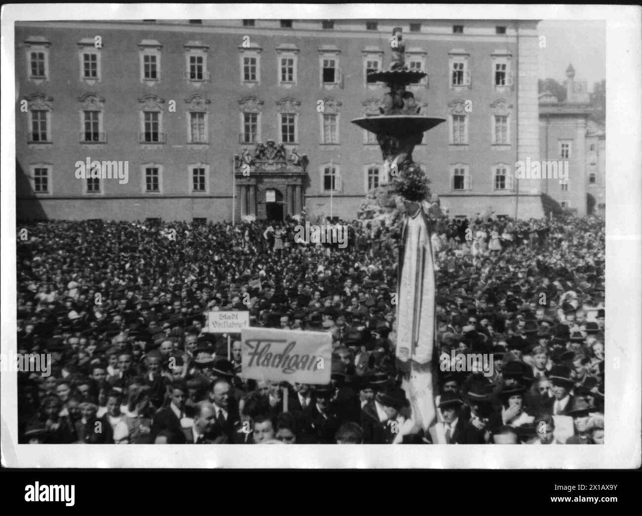 Manifestation pour le Tyrol du Sud à Salzbourg, 1946 - 19460101 PD1965 - Rechteinfo : droits gérés (RM) Banque D'Images