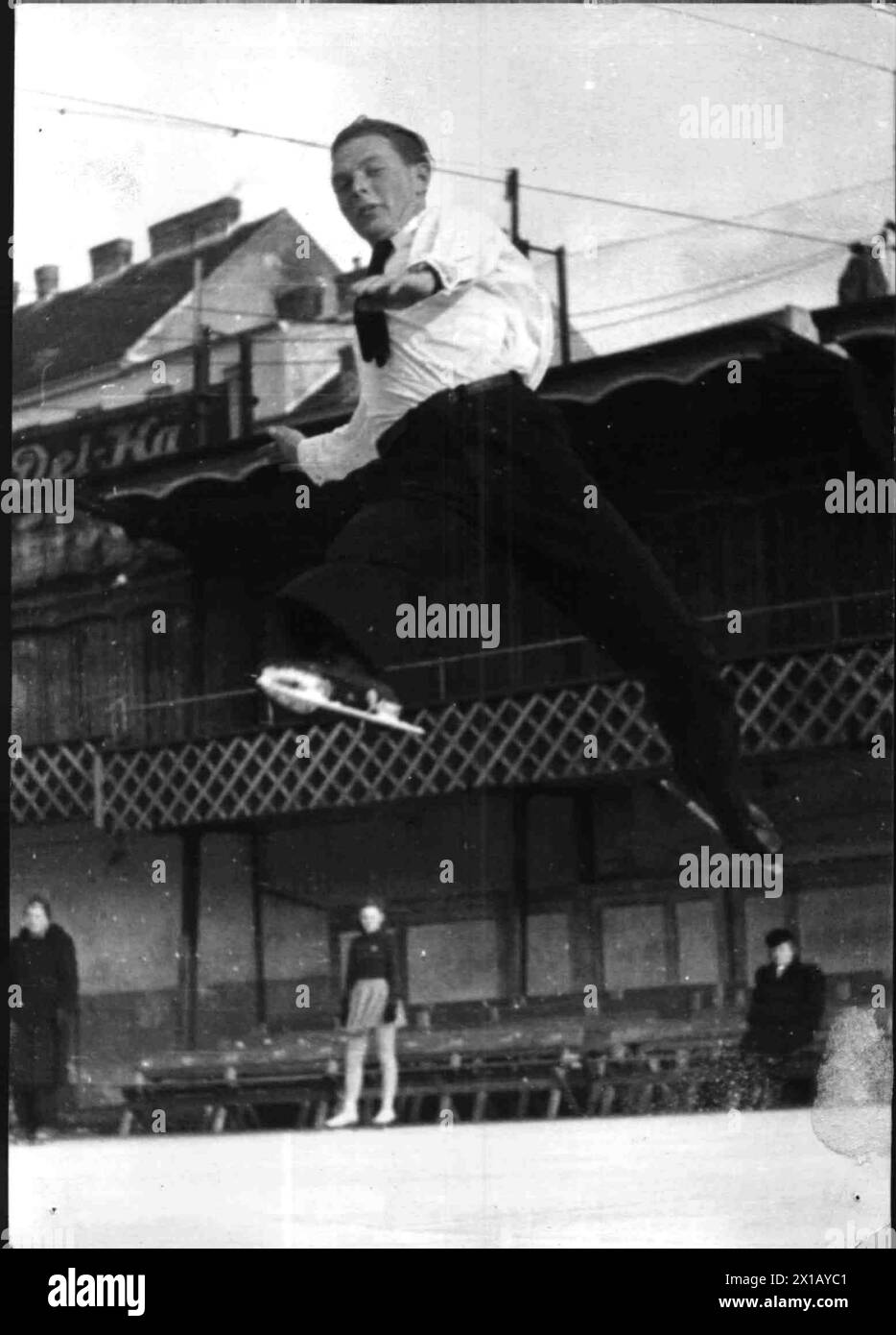 Le maître autrichien de patinage artistique Ted Rada, aux championnats autrichiens de patinage artistique 1949 à Graz., 16.01.1949 - 19490116 PD0002 - Rechteinfo : Rights Managed (RM) Banque D'Images