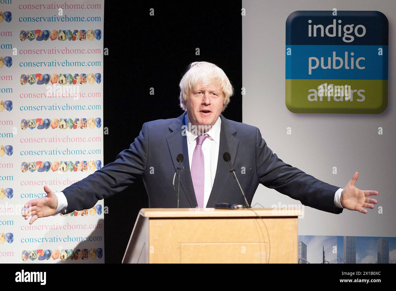 Le maire de Londres Boris Johnson s’adresse aux délégués lors de la Conférence conservatrice 2013, qui s’est tenue à Manchester Central. Banque D'Images