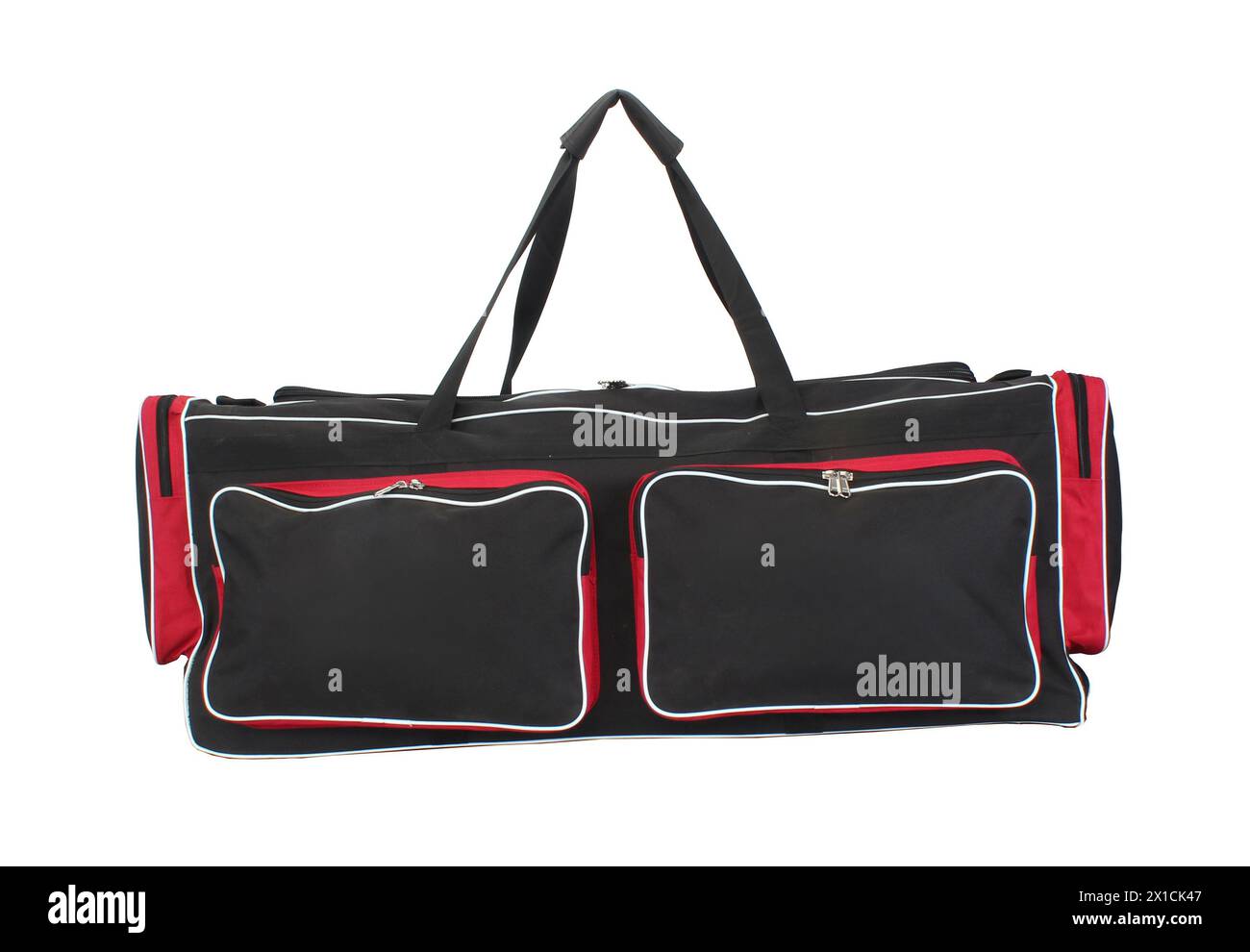 sac de kit de cricket rouge et noir plein format isolé sur fond blanc Banque D'Images