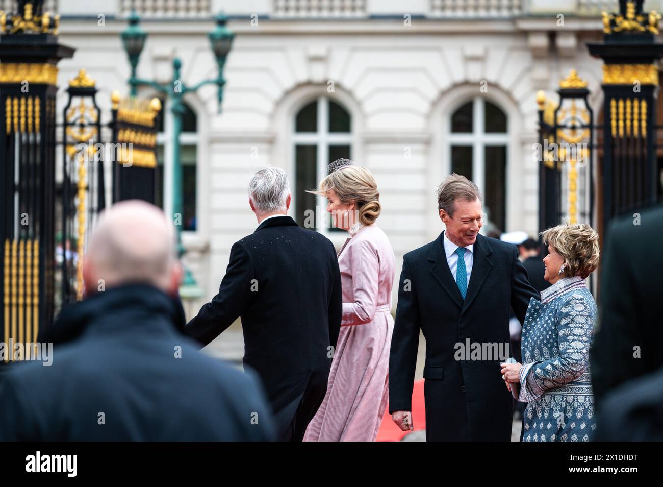 Le roi belge Filip et la reine Mathilde avec le grand-duc Henri et la grande-duchesse Maria Teresa, Bruxelles, Belgique, 16 avril 2024 - visite d'Etat de Banque D'Images