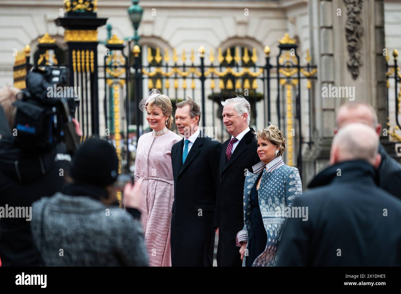 Le roi belge Filip et la reine Mathilde avec le grand-duc Henri et la grande-duchesse Maria Teresa, Bruxelles, Belgique, 16 avril 2024 - visite d'Etat de Banque D'Images