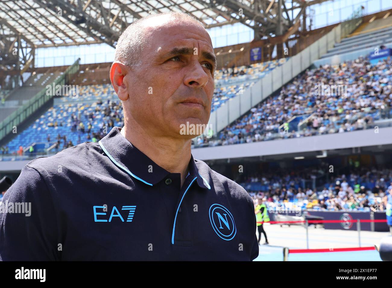 Francesco Calzona entraîneur-chef de la SSC Napoli avant le match de football Serie A entre la SSC Napoli et Frosinone Calcio au stade Diego Armando Maradona à Naples (Italie), le 14 avril 2024. Banque D'Images