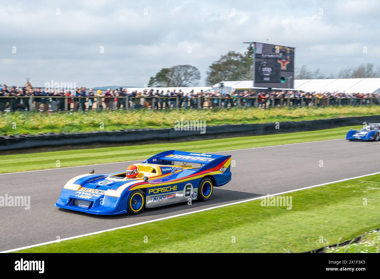 Avril 2024 - 81e réunion des membres à Goodwood Banque D'Images