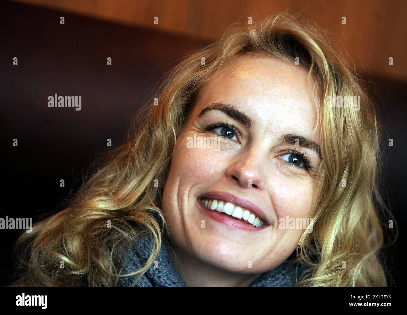 Vienne - L'actrice Nina Hoss (R) lors d'une interview accordée à la presse autrichienne Agentur le 8 mars 2012. - 20120308 PD6924 - Rechteinfo : droits gérés (RM) Banque D'Images