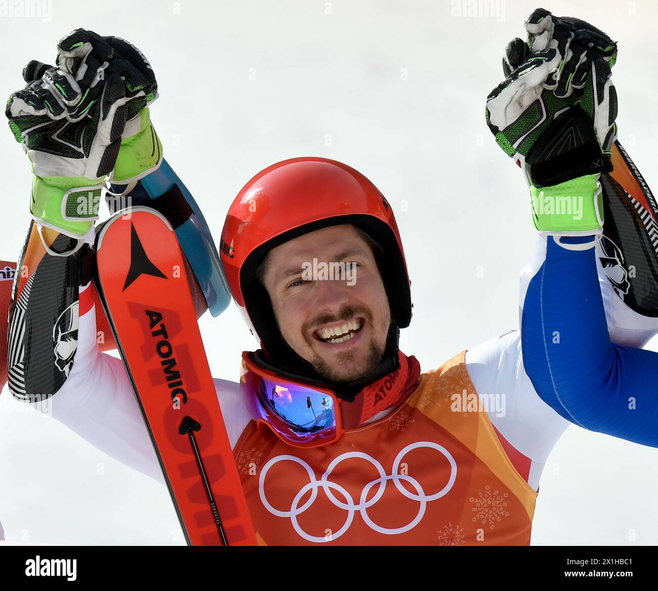 Le médaillé d'or autrichien Marcel Hirscher pose sur le podium lors de la cérémonie du slalom géant masculin de ski alpin sur la place des médailles de Pyeongchang lors des Jeux Olympiques d'hiver de Pyeongchang 2018 à Pyeongchang le 18 février 2018. - 20180218 PD1776 - Rechteinfo : droits gérés (RM) Banque D'Images