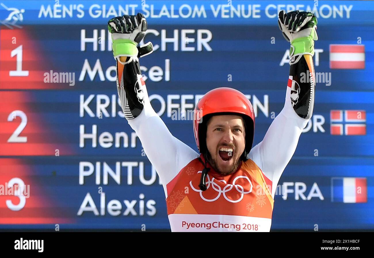 Le médaillé d'or autrichien Marcel Hirscher pose sur le podium lors de la cérémonie du slalom géant masculin de ski alpin sur la place des médailles de Pyeongchang lors des Jeux Olympiques d'hiver de Pyeongchang 2018 à Pyeongchang le 18 février 2018. - 20180218 PD1795 - Rechteinfo : droits gérés (RM) Banque D'Images