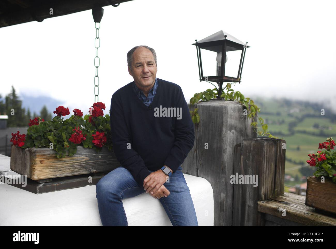 Gerhard Berger lors d'un entretien avec Austria presse Agentur à Söll, Autriche, le 27 août 2019. - 20190821 PD11397 - Rechteinfo : droits gérés (RM) Banque D'Images
