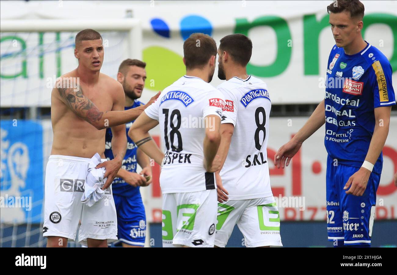 Kiril Despodov (Sturm Graz), Philipp Huspek (Sturm Graz), Emanuel Sakic (Sturm Graz) et Felix Luckeneder (Hartberg) lors du match tipico Bundesliga entre TSV Prolactal Hartberg et SK Puntigamer Sturm Graz à Hartberg, Autriche, le 14 juin 2020. - 20200614 PD3853 - Rechteinfo : droits gérés (RM) Banque D'Images