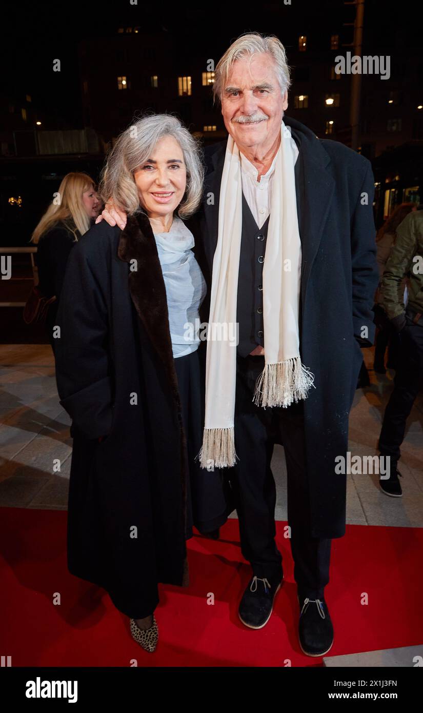 Gala du prix Nestroy à Vienne, Autriche, le 20 novembre 2019. PHOTO : Brigitte KARNER, Peter SIMONISCHEK - 20191124 PD10522 - Rechteinfo : droits gérés (RM) Banque D'Images