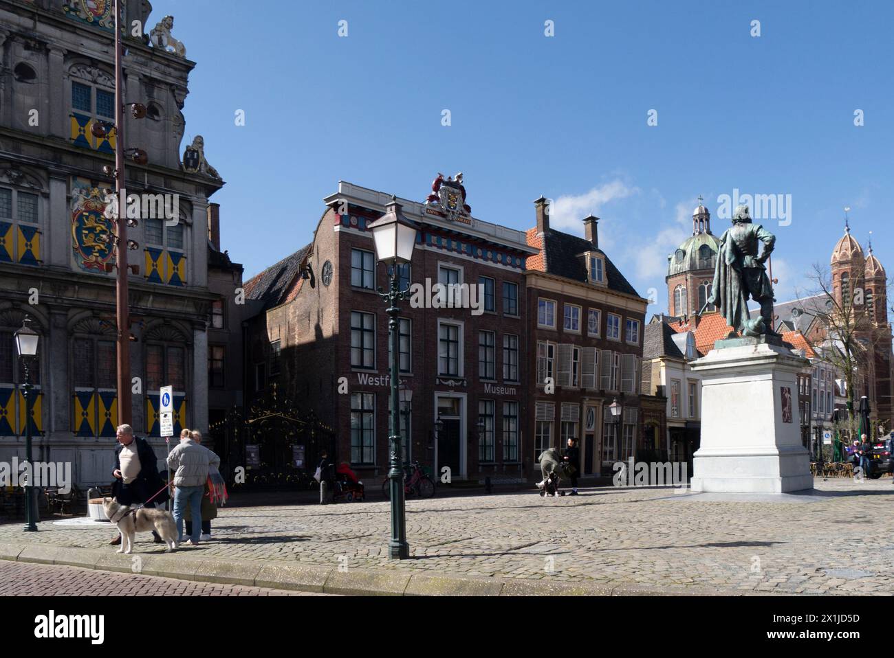 Magnifique façade du West Fries Museum à Roode Steen Hoorn pays-Bas UE avec des expositions de l'âge d'or néerlandais expositions de la Compagnie néerlandaise des Indes orientales Banque D'Images