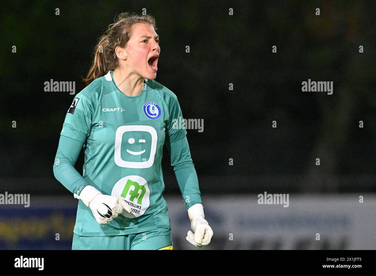 Oostakker, Belgique. 16 avril 2024. Le gardien de but Riet Maes (1) de AA Gent Ladies photographié lors d'un match de football féminin entre AA Gent Ladies et KRC Genk Ladies le 4ème jour de match dans le match 1 de la saison 2023 - 2024 de Belgian Lotto Womens Super League, le mercredi 16 avril 2024 à Oostakker, BELGIQUE . Crédit : Sportpix/Alamy Live News Banque D'Images