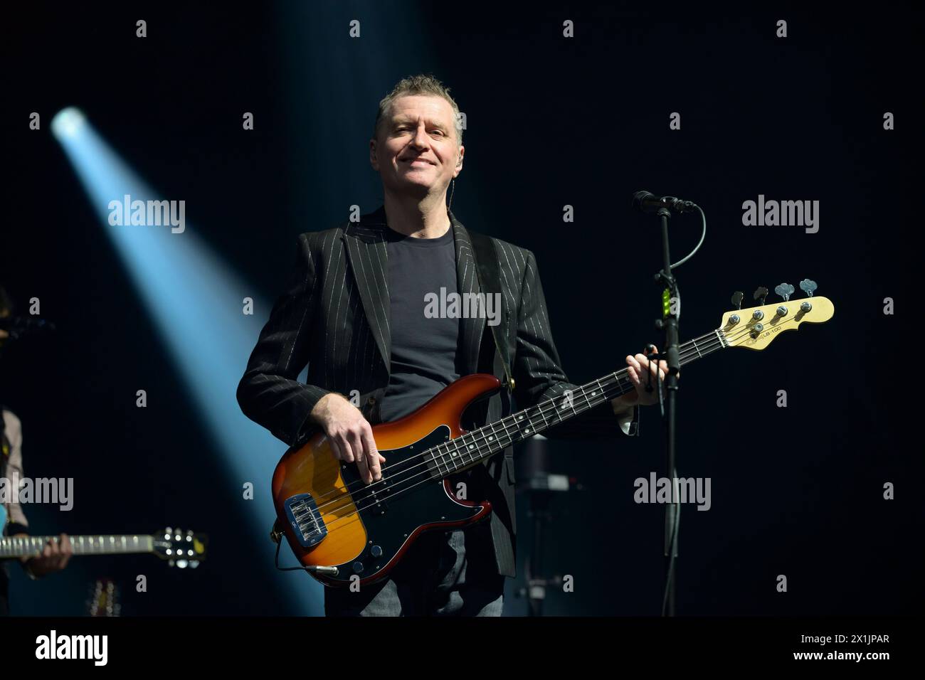 Simple Minds GED Grimes live im Zenith, München 13.04.2024 *** simple Minds GED Grimes live at Zenith, Munich 13 04 2024 Banque D'Images