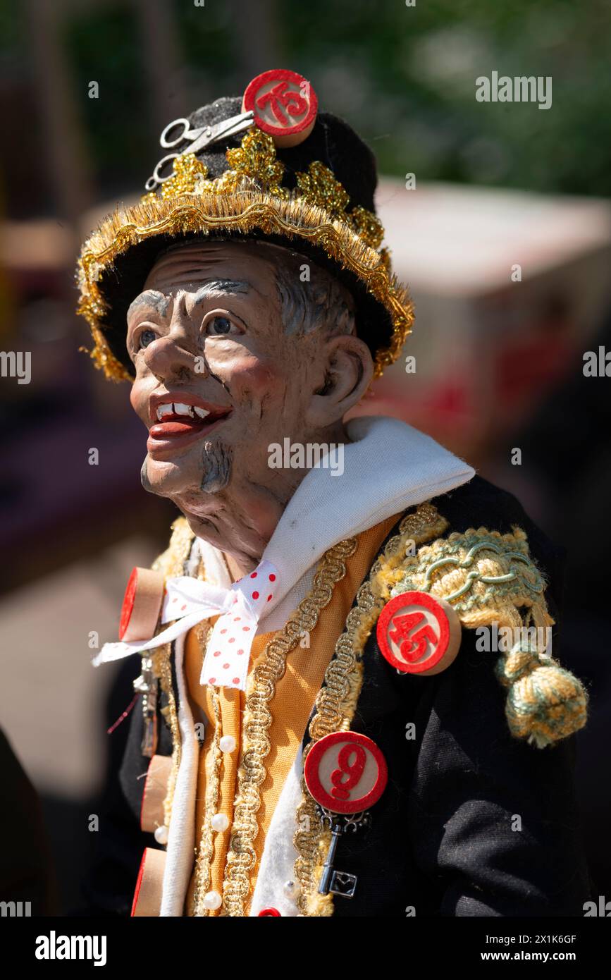 Sciò Sciò ou Hunchback Lucky traditionnel masque napolitain Banque D'Images