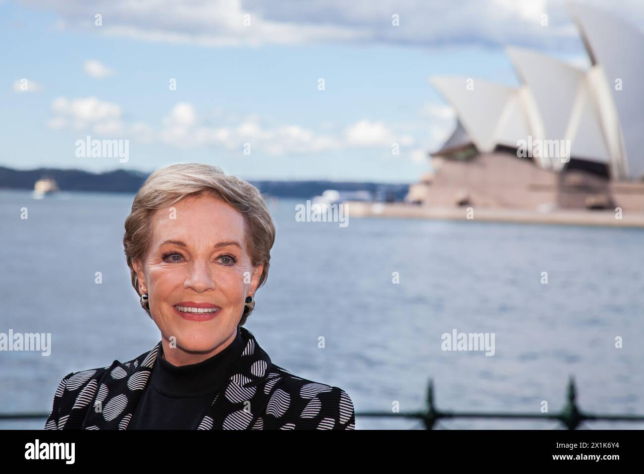 Julie Andrews visite Sydney, en Australie, pour la première fois. Julie assiste à une conférence de presse avant sa tournée nationale d’une soirée avec Julie Andrew Banque D'Images