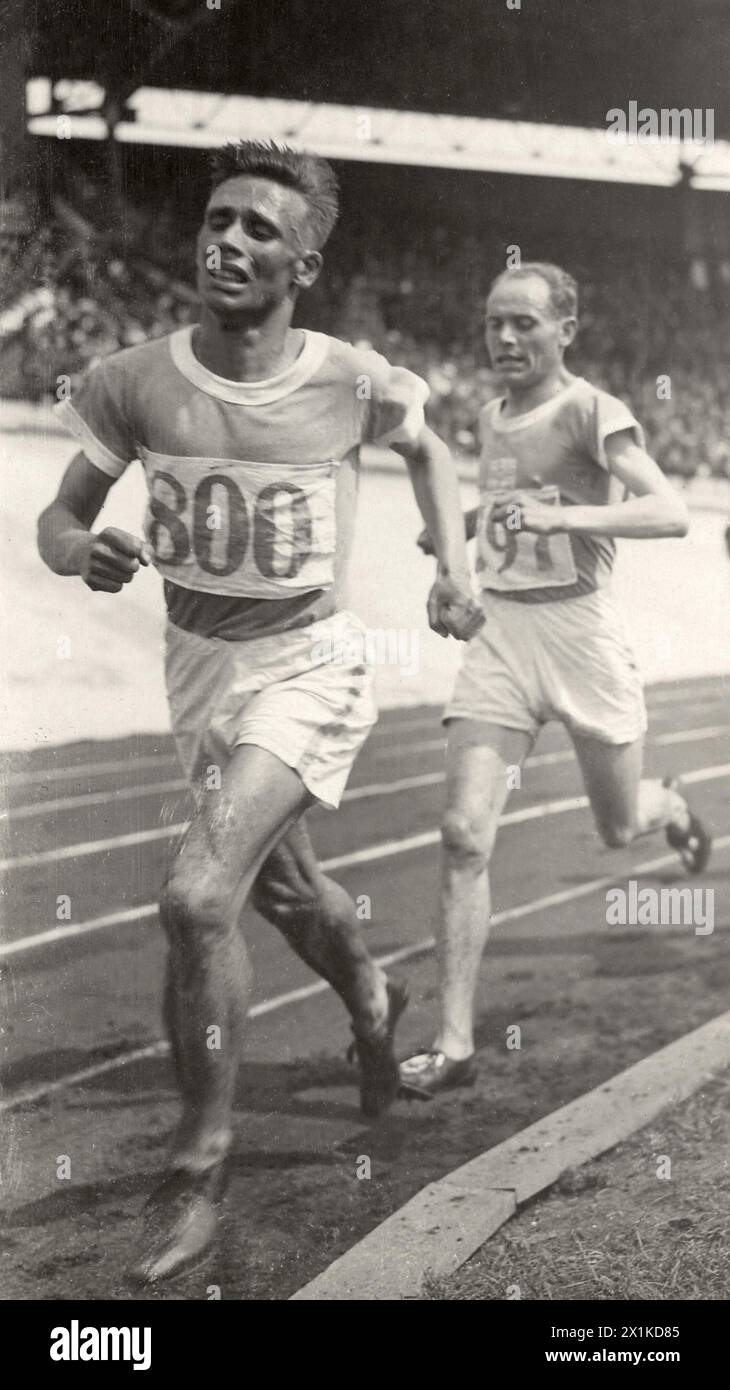1 500 Mètres Masculin Aux Jeux Olympiques D'été De 1960 Jeux olympiques d'amsterdam Banque de photographies et d’images à haute