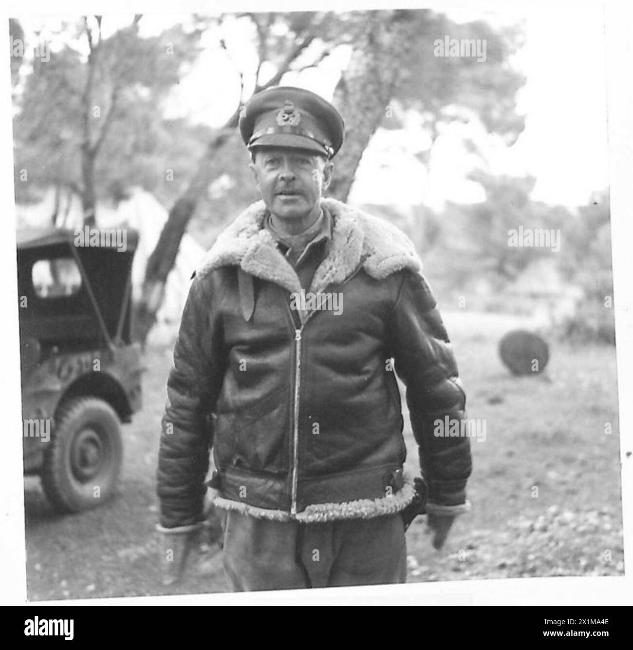 Le général Alexander, adjoint C-in-C, est photographié avant de s'adresser à des correspondants de guerre en Afrique du Nord, British Army. Banque D'Images