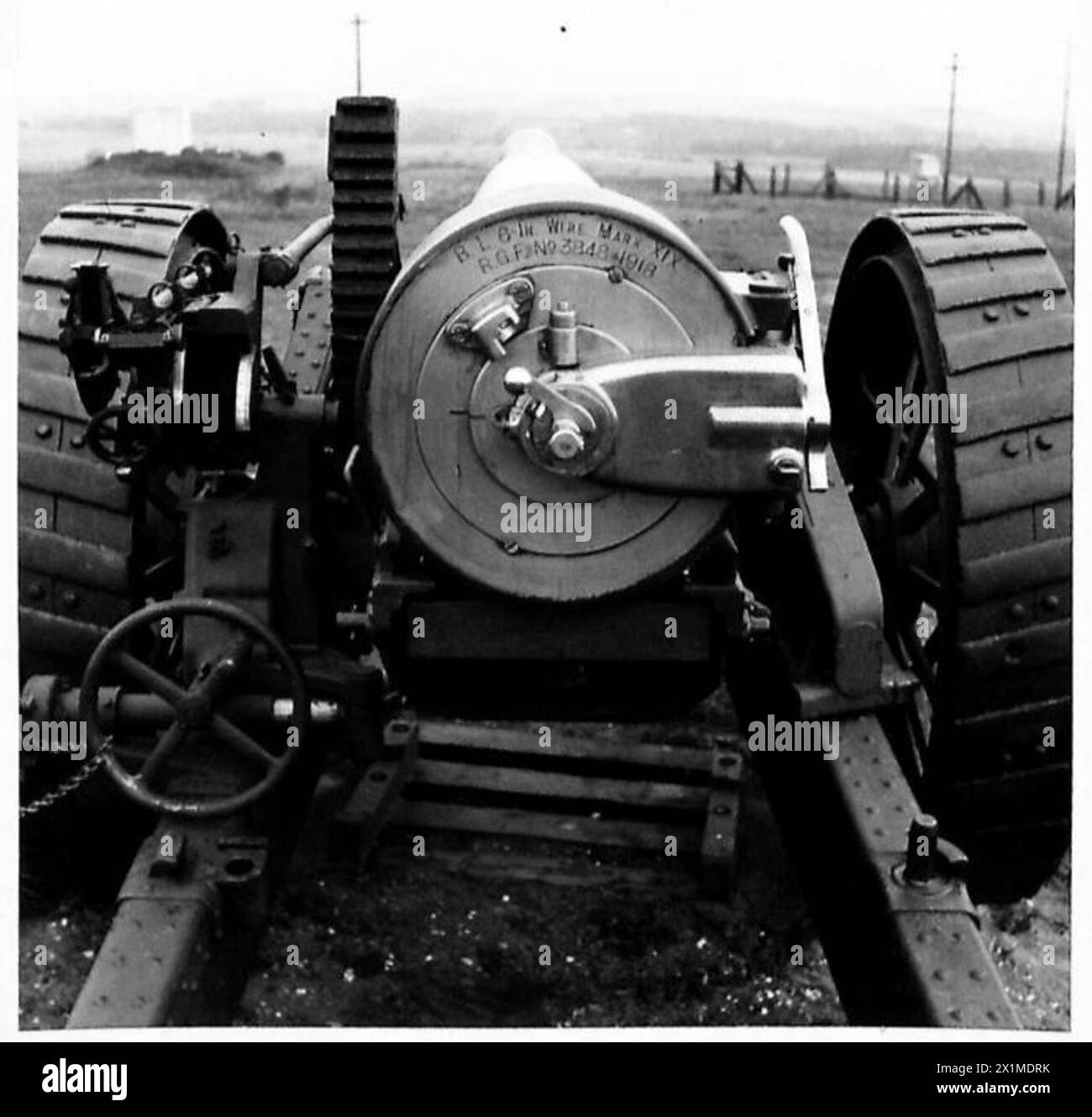 Un canon d'artillerie MK XIX de 6 pouces est documenté pour référence aux conseillers militaires de l'armée britannique. Banque D'Images
