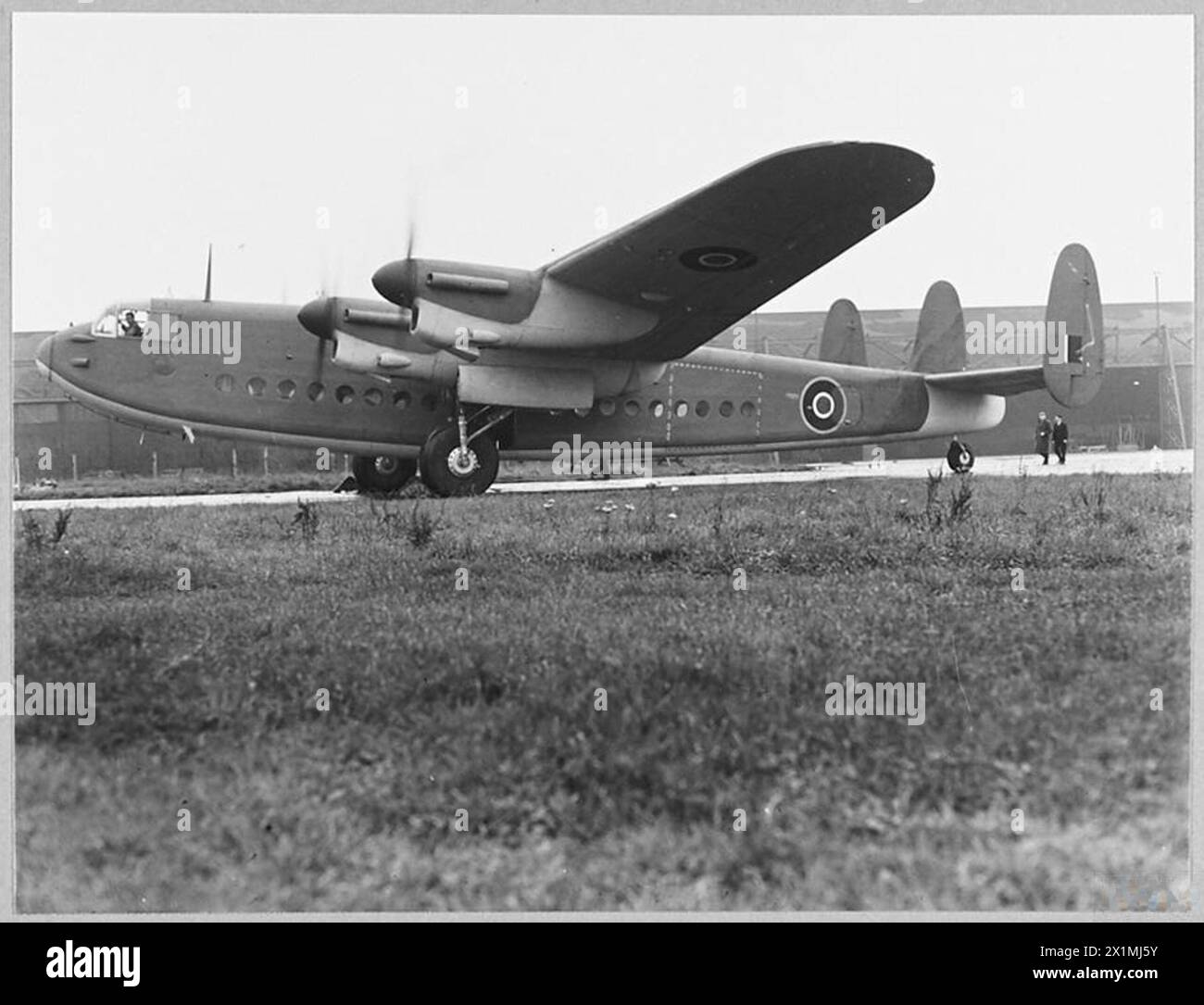 L'avro York : PremiÈres Photos - Premières Photos Officielles De L'avro 