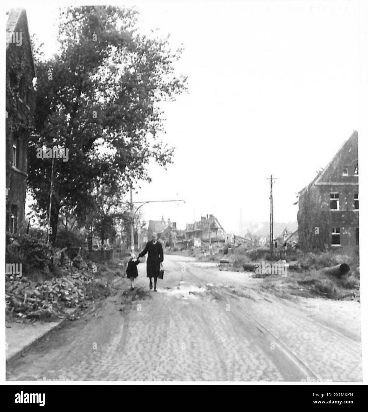 LE CONTRÔLE DU CHARBON DE L'ALLEMAGNE DU NORD - vues générales des maisons de mineurs, situées à côté de diverses mines. Ceux-ci ont souffert très lourdement à la suite des bombardements alliés, l'armée britannique du Rhin Banque D'Images