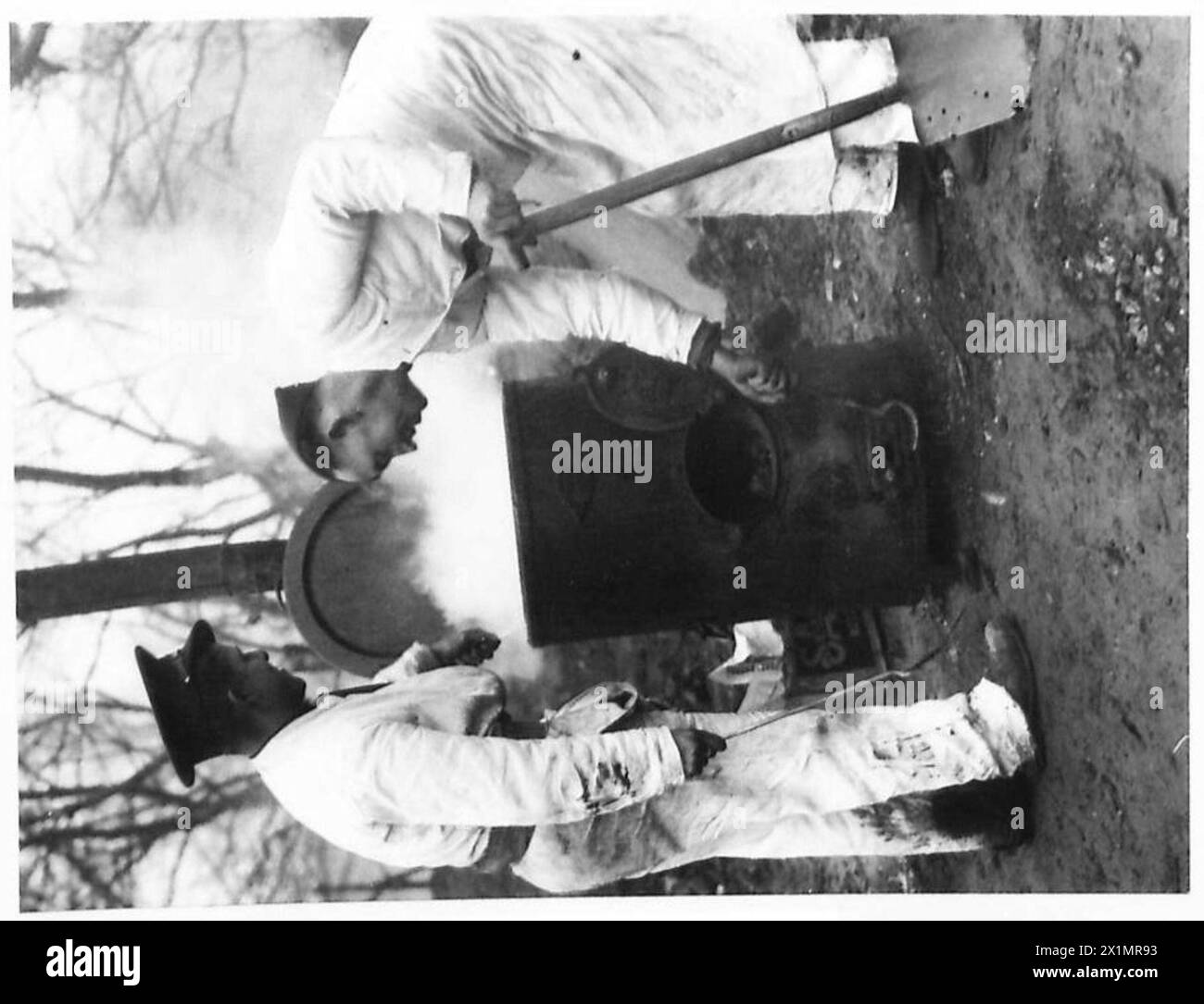 L'école de cuisine de l'armée d'Aldershot présente les méthodes de cuisine traditionnelles de l'armée, mettant en évidence les techniques historiques de préparation des aliments au sein de l'armée britannique. Banque D'Images