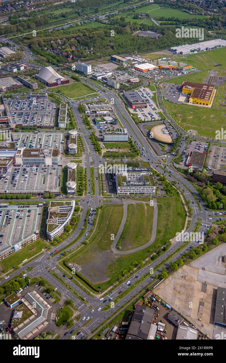 Luftbild, Westfield Centro Einkaufszentrum, Baufläche an der Centroallee, Borbeck, Oberhausen, Ruhrgebiet, Rhénanie-du-Nord-Westphalie, Deutschland ACHTUNGxMINDESTHONORARx60xEURO *** vue aérienne, centre commercial Westfield Centro, chantier sur Centroallee, Borbeck, Oberhausen, région de la Ruhr, Rhénanie du Nord-Westphalie, Allemagne ATTENTIONxMINDESTHONORARx60xEURO Banque D'Images Luftbild, Westfield Centro Einkaufszentrum, Baufläche an der Centroallee, Borbeck, Oberhausen, Ruhrgebiet, Rhénanie-du-Nord-Westphalie, Deutschland ACHTUNGxMINDESTHONORARx60xEURO *** vue aérienne, centre commercial Westfield Centro, chantier sur Centroallee, Borbeck, Oberhausen, région de la Ruhr, Rhénanie du Nord-Westphalie, Allemagne ATTENTIONxMINDESTHONORARx60xEURO Banque D'Images