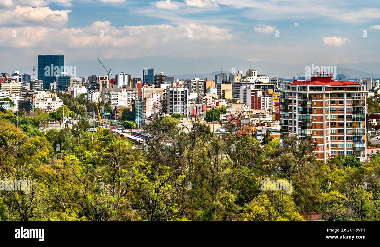 Horizon du centre-ville de Mexico depuis le château de Chapultepec au Mexique Banque D'Images