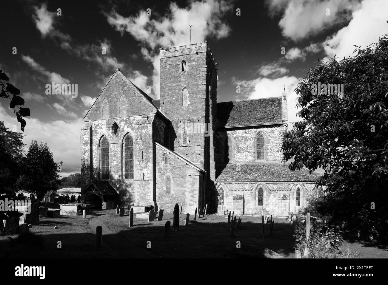 L'abbaye de Dore, utilisée depuis le 16e siècle comme église paroissiale, a été fondée comme abbaye cistercienne en 1147. Banque D'Images