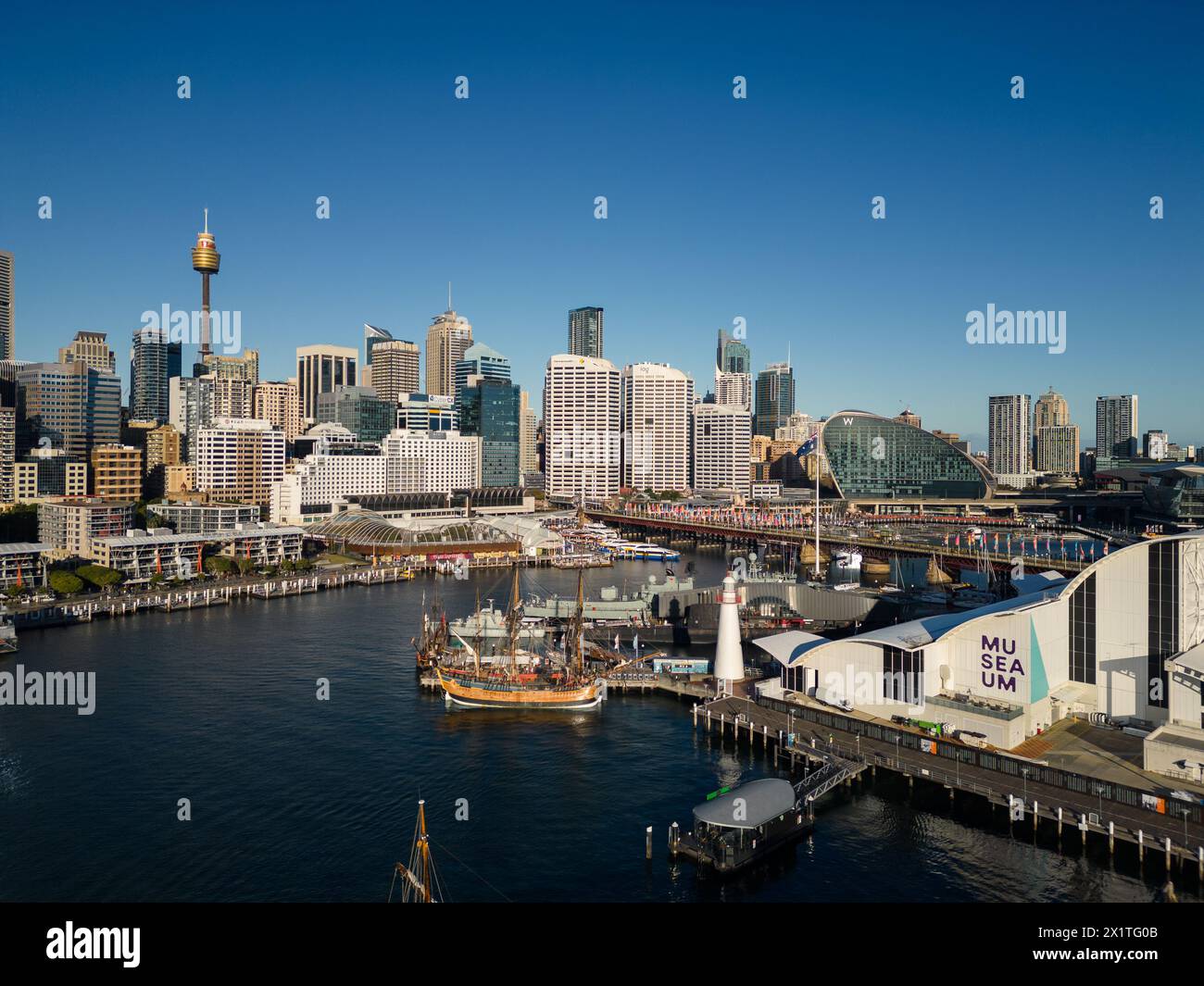 Sydney, Australie - 19 juillet 2023 : vue aérienne du National maritime Museum près du quartier des affaires et des divertissements de Darling Harbor à Sydney sur un Banque D'Images