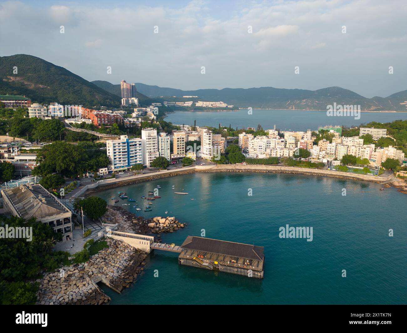 Stanley, Hong Kong : vue aérienne de la ville et de la péninsule de Stanley en bord de mer au sud de l'île de Hong Kong en Chine Banque D'Images