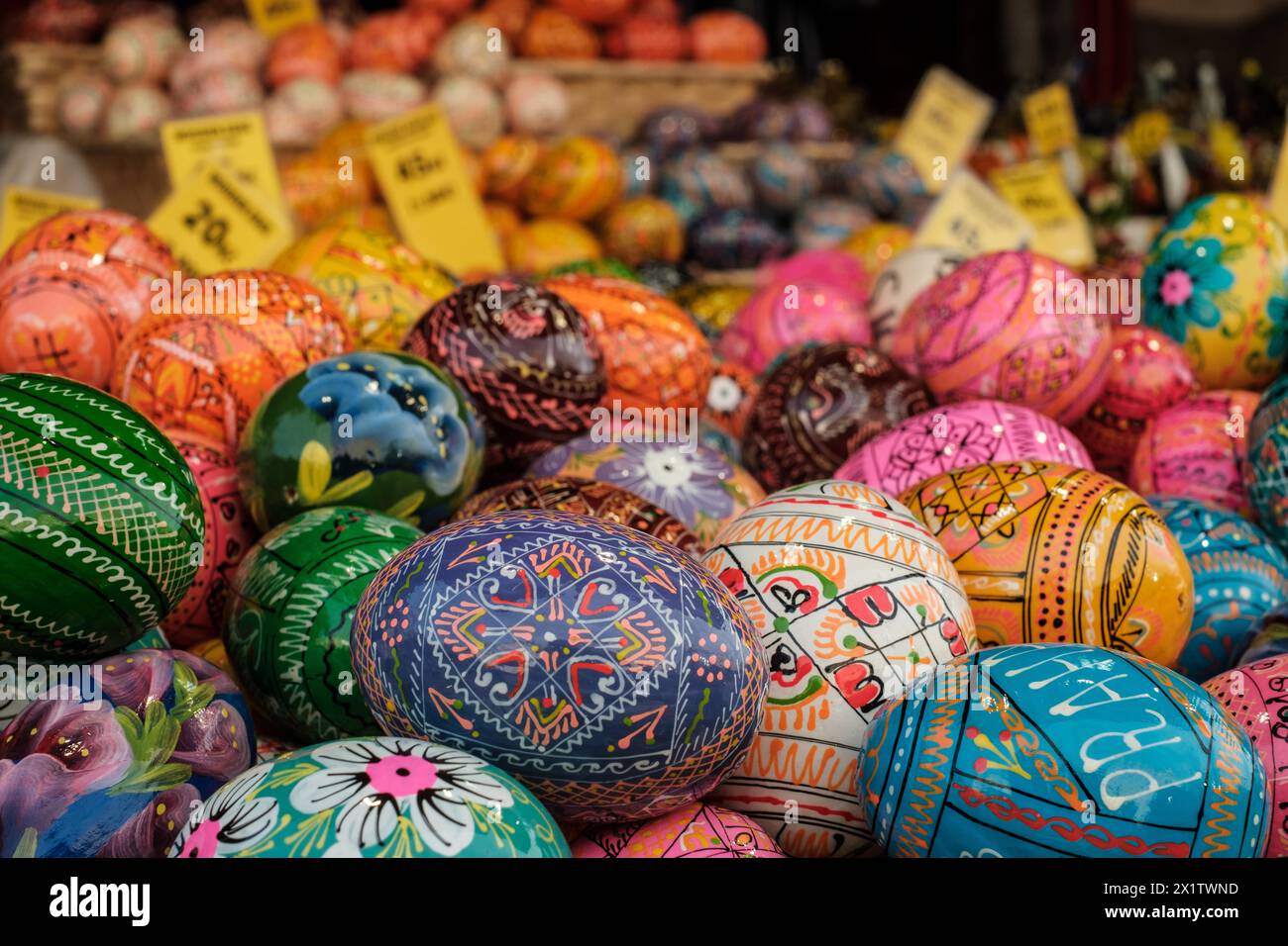 Marché de Pâques, oeufs, coloré, Pâques, peinture, art, modèle, tradition, vente, marché, stand de marché, Prague, République tchèque Banque D'Images