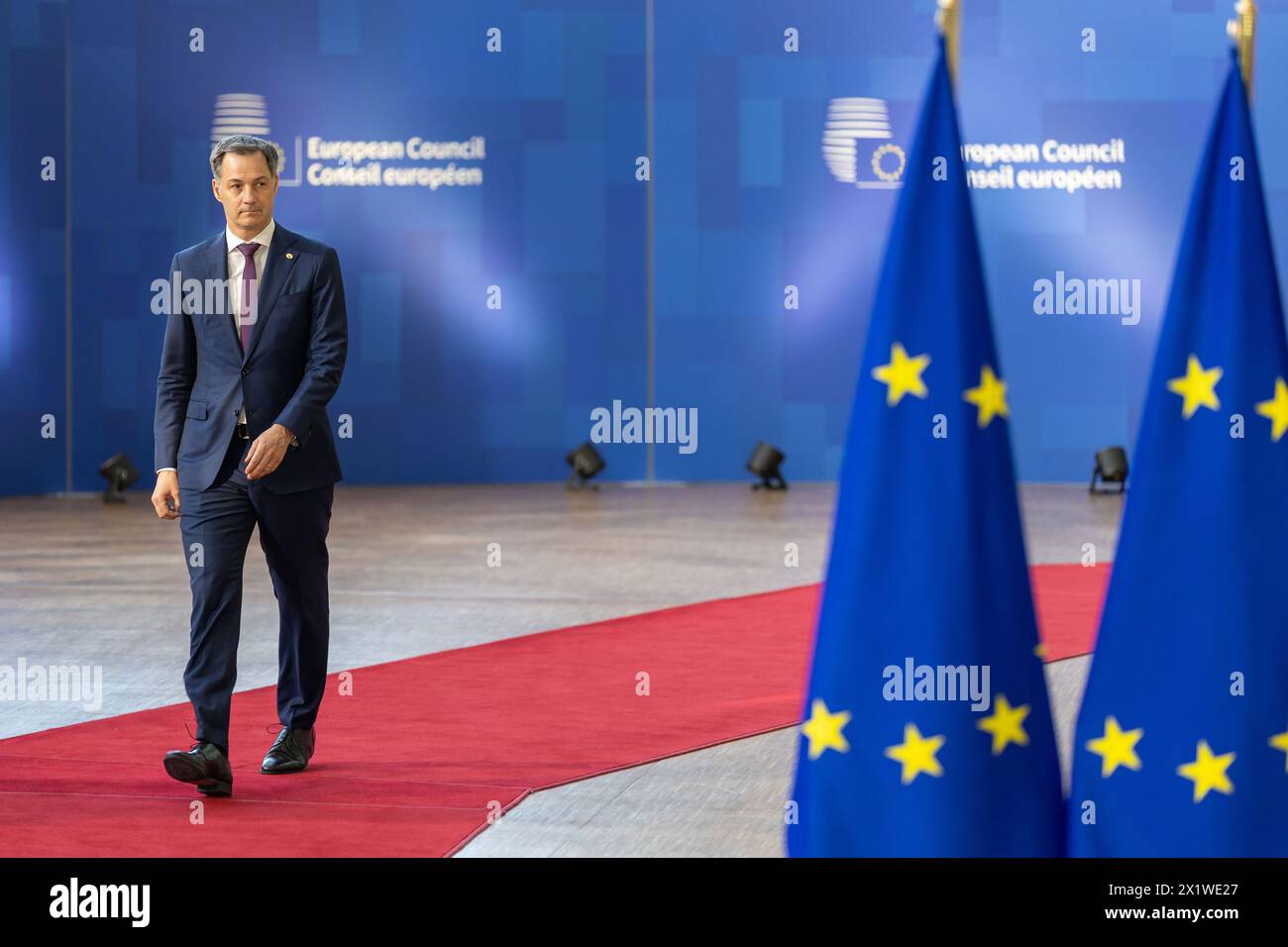Bruxelles, Belgique. 17 avril 2024. Le premier ministre belge Alexander de Croo arrive au sommet spécial de l'UE à Bruxelles, Belgique, le 17 avril 2024. Crédit : Meng Dingbo/Xinhua/Alamy Live News Banque D'Images