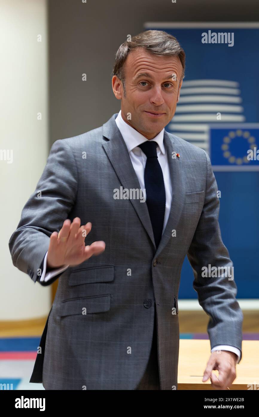 Bruxelles, Belgique. 17 avril 2024. Le président français Emmanuel Macron assiste au sommet spécial de l’UE à Bruxelles, en Belgique, le 17 avril 2024. Crédit : Meng Dingbo/Xinhua/Alamy Live News Banque D'Images