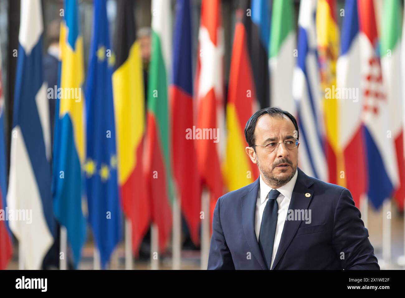 Bruxelles, Belgique. 17 avril 2024. Le président chypriote Nikos Christodoulides arrive au sommet spécial de l'UE à Bruxelles, Belgique, le 17 avril 2024. Crédit : Meng Dingbo/Xinhua/Alamy Live News Banque D'Images